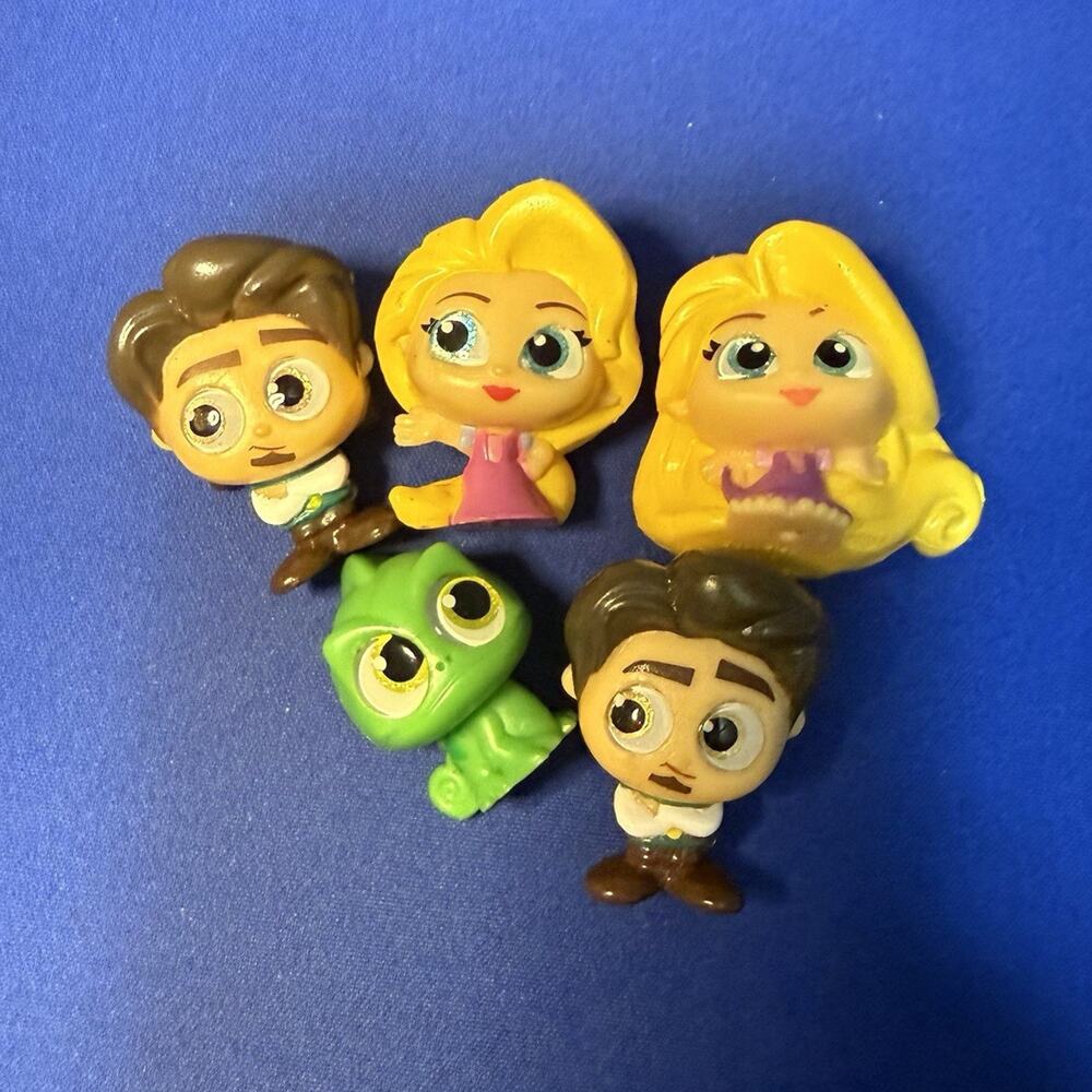 Disney Doorables Tangled Mini Figure Set Lot Rapunzel Flynn Rider Pascal Tangled